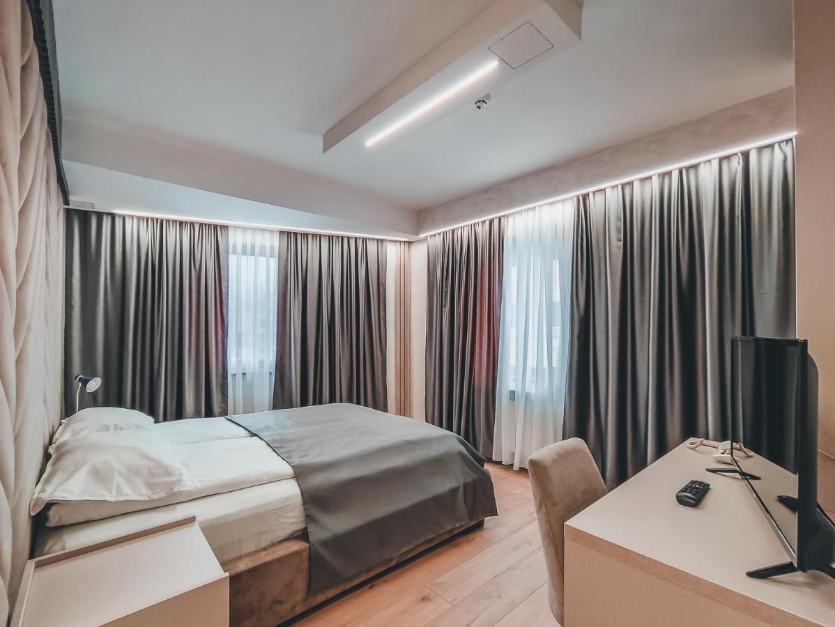 Motel Almy Zenica Buitenkant foto