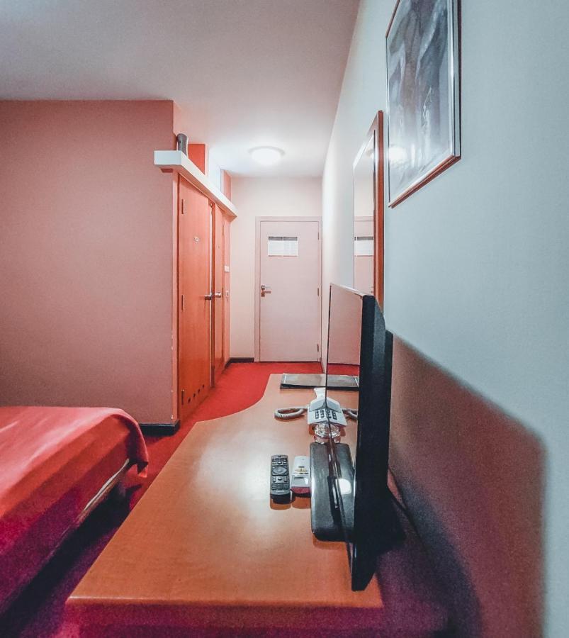 Motel Almy Zenica Buitenkant foto